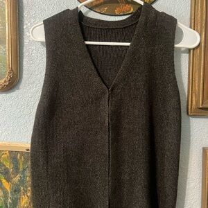 Brown Sleeveless Knit Top/Vest